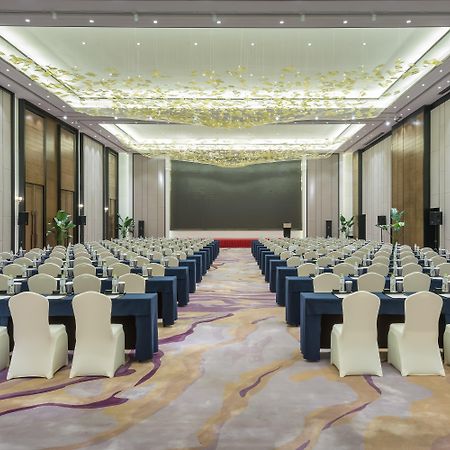 Hotel Crowne Plaza Yibin By Ihg Esterno foto